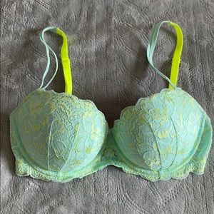 PINK Victoria’s Secret Lace Date Push-Up Bra